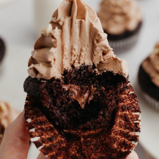 Nutella Filled Cupcakes