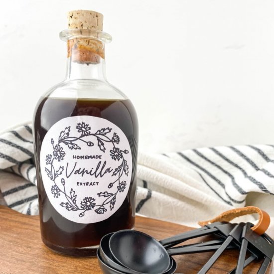 Homemade Vanilla Extract