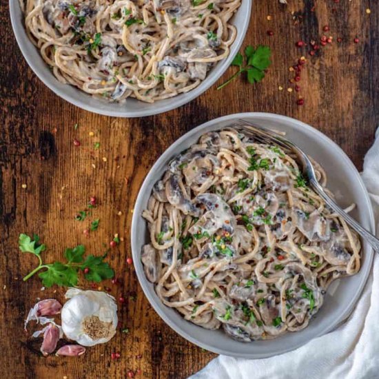 BEST VEGAN CAULIFLOWER ALFREDO