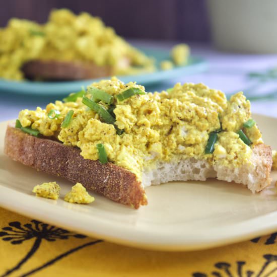 The Best Tofu Scrambled Eggs