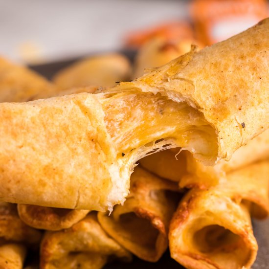 Copycat Taco Bell Cheesy Roll Ups