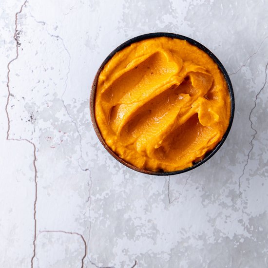 Carrot and harissa dip