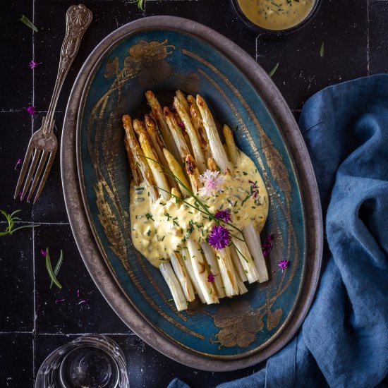 Asparagus with Sauce Gribiche