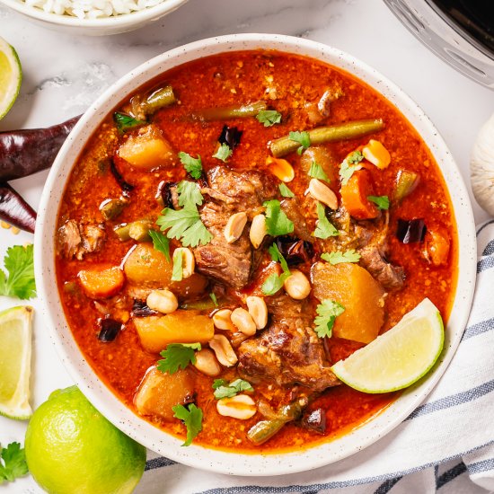 Slow Cooker Massaman Beef Curry