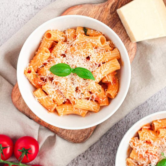 Perfect fresh tomato pasta