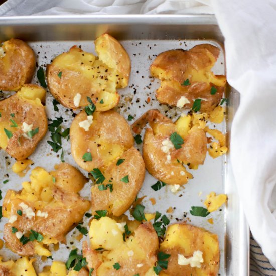 Garlic Butter Smashed Potatoes