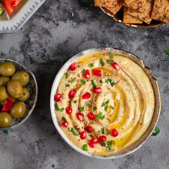 Easy Classic Hummus Recipe