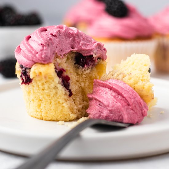 Blackberry Cupcakes