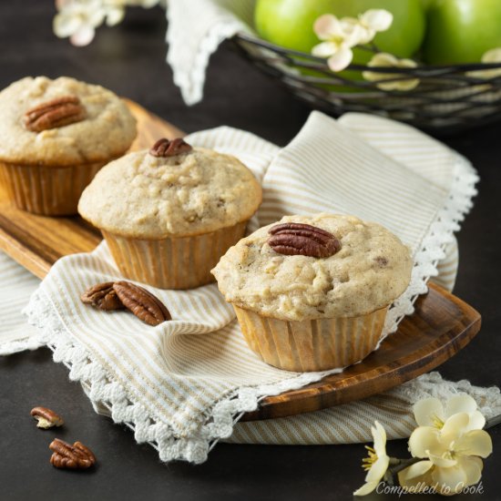 Apple Pecan Muffins