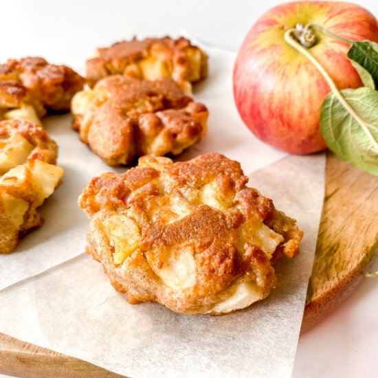 Cardamom apple fritters