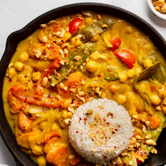 Coconut Mango Curry