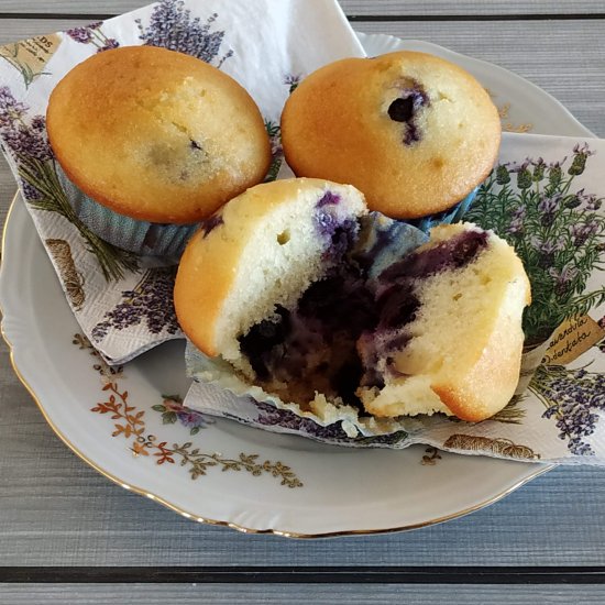 Quick and Easy Blueberry Muffins