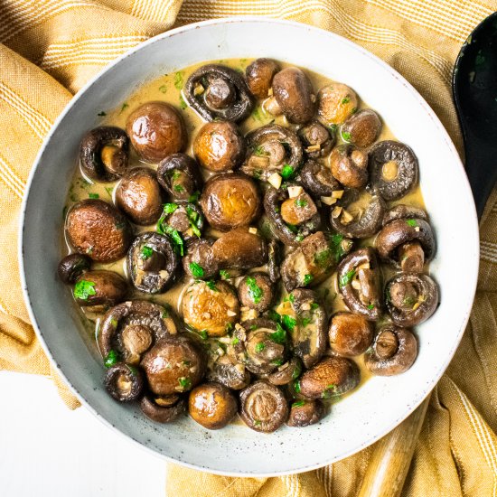 Buttery Garlic Mushrooms