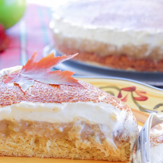 Keto Apple Sour Cream Cake