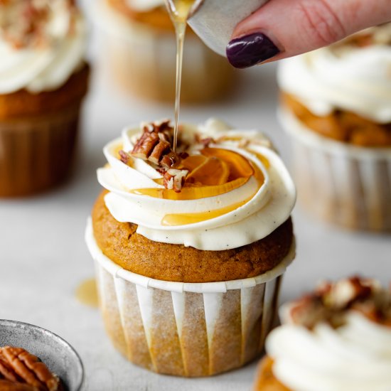 Vegan pumpkin cupcakes