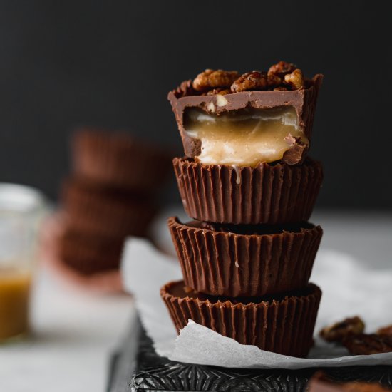 Maple pecan caramel chocolate cups