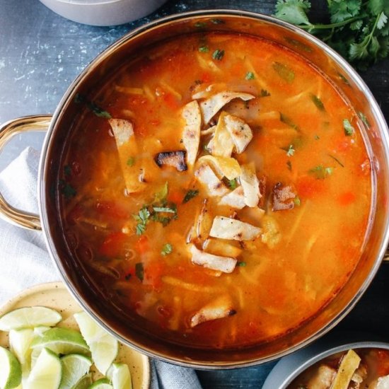 Healthy Chicken Tortilla Soup