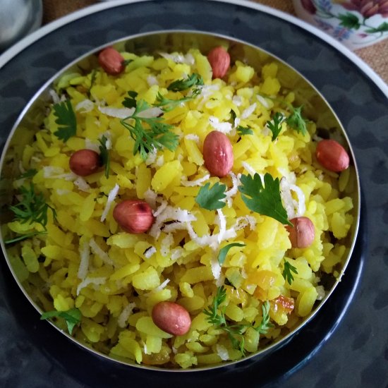 Kande Pohe | Vegan Kanda Poha