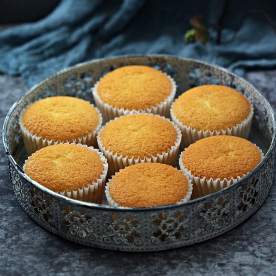 Fluffy Sponge Cupcakes