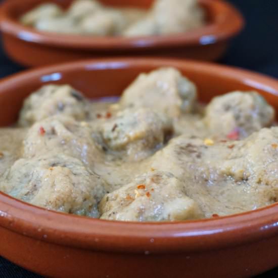 lbondigas con Salsa de Almendras