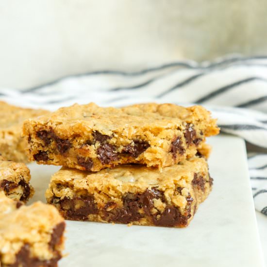 Oatmeal Cookie Bars