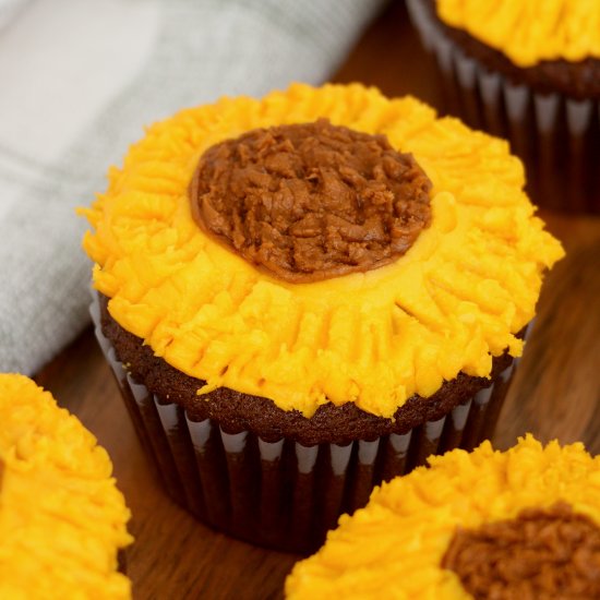 Easy Sunflower Cupcakes