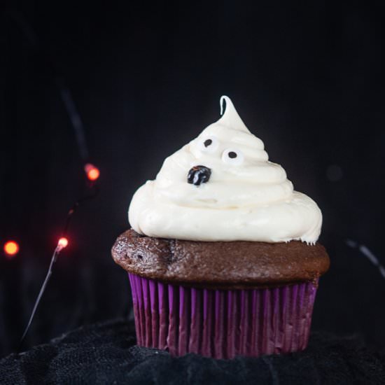 Easy Ghost Cupcakes for Halloween