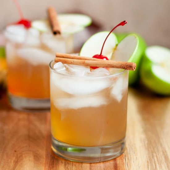 Bourbon Apple Cider Cocktail