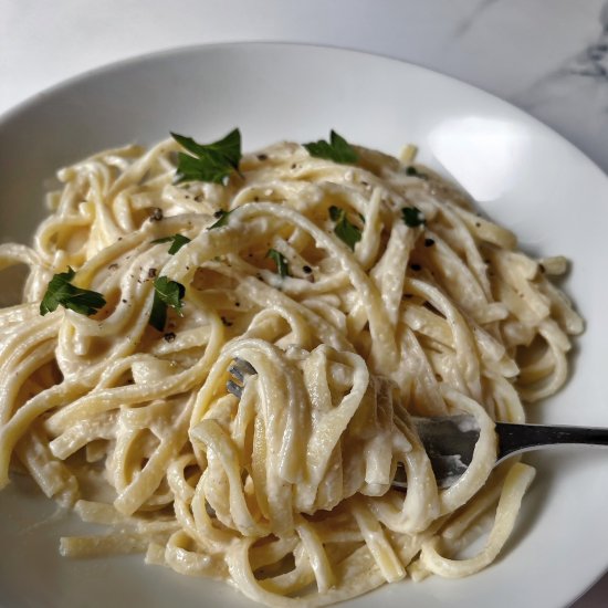 Dairy-Free Fettuccine Alfredo