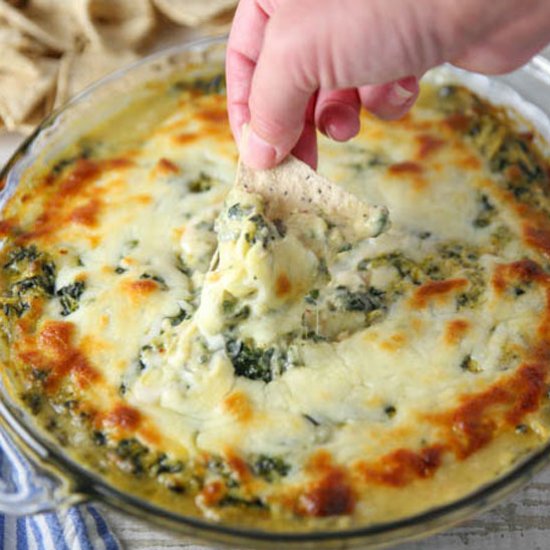 Hot Chipotle Spinach Artichoke Dip