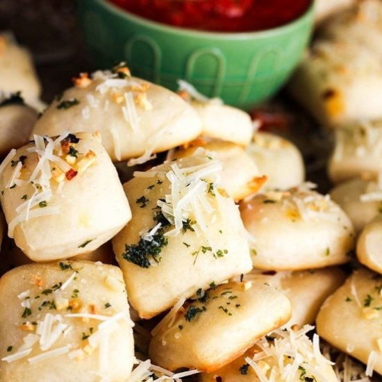 Garlic Parmesan Bread Bites