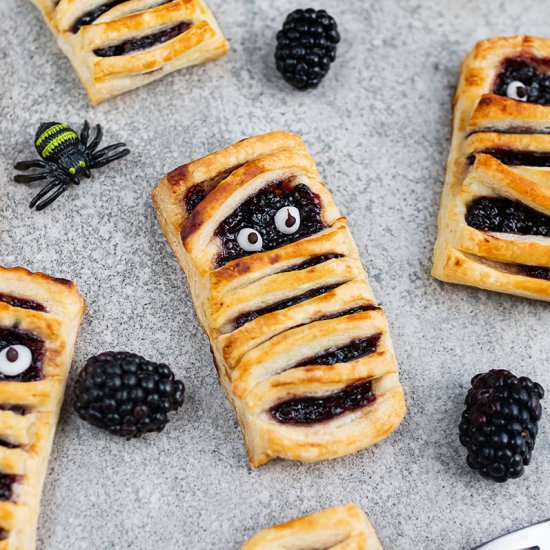 Halloween blackberry mummy pies