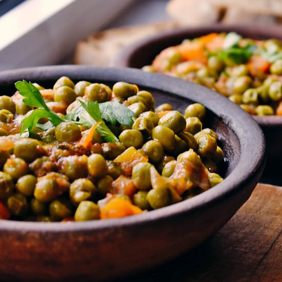 6 Ingredients Green Pea Stew