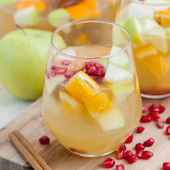 apple cider sangria