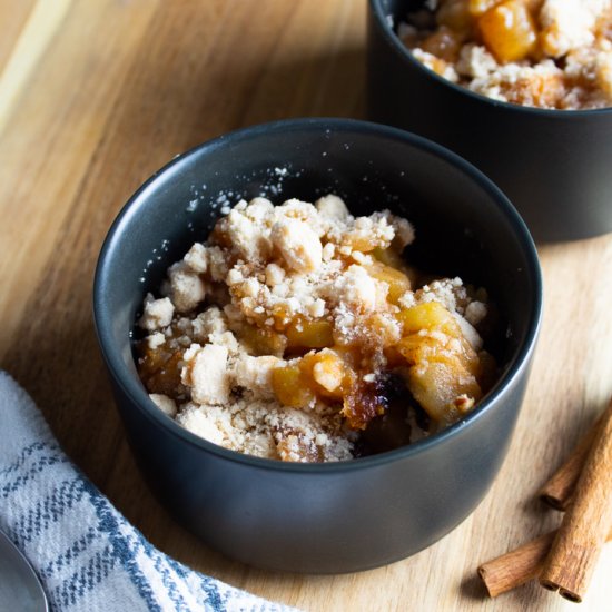 5-Ingredient Crockpot Apple Crumble