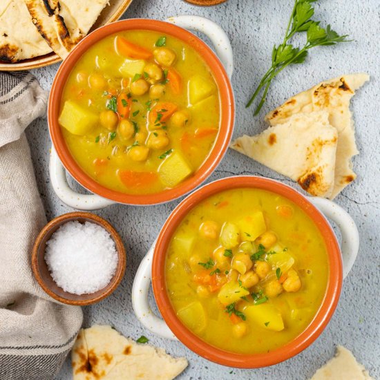 Chickpea Curry Soup