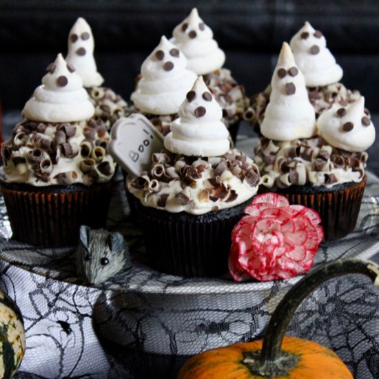 Spooky Ghost Cupcakes