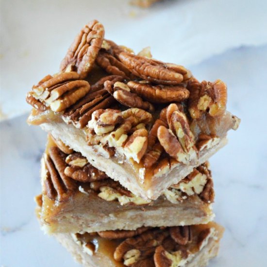 NO BAKE KETO PECAN PIE BARS