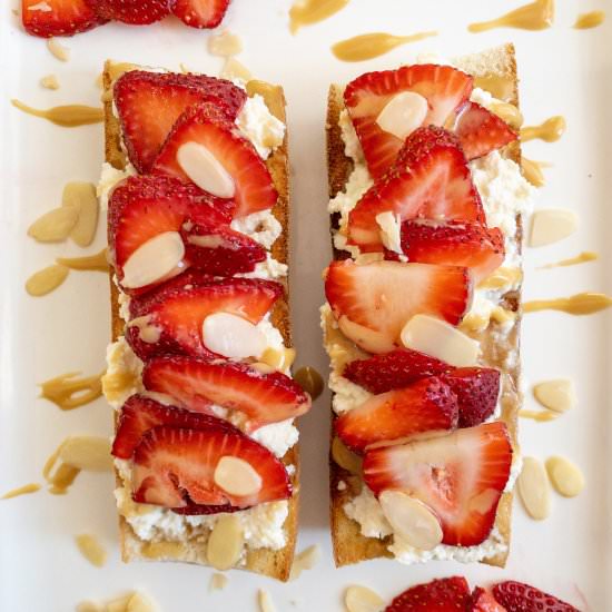 Strawberry Ricotta Maple Toast