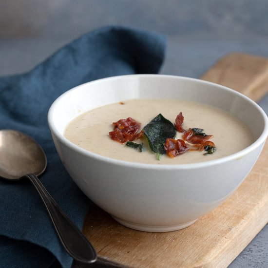 Roasted Cauliflower Soup