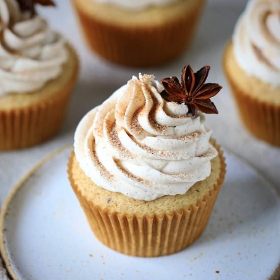 Dirty Chai Spiced Cupcakes