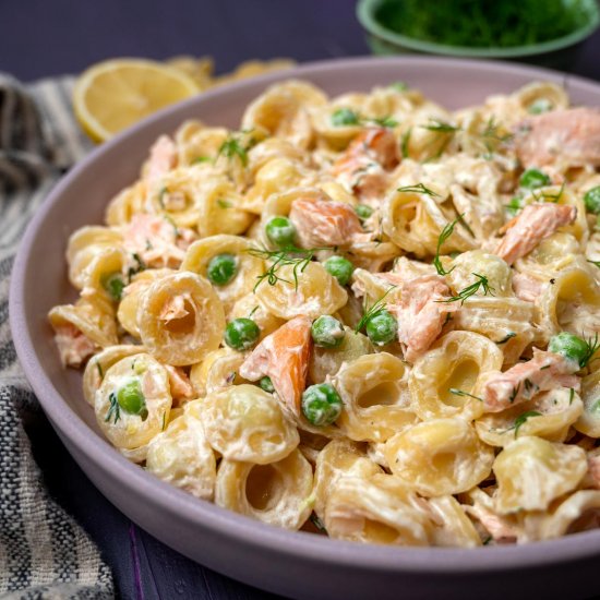 Hot Smoked Salmon Pasta