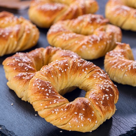 Twisted Pumpkin Bagels