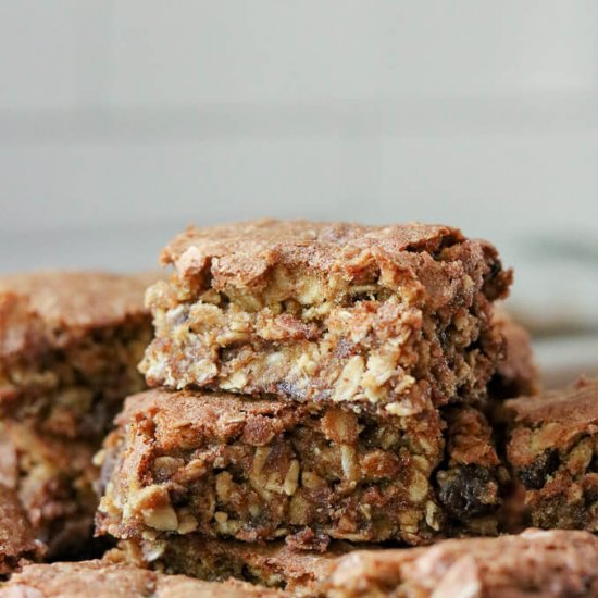 Oatmeal Raisin Cookie Bars