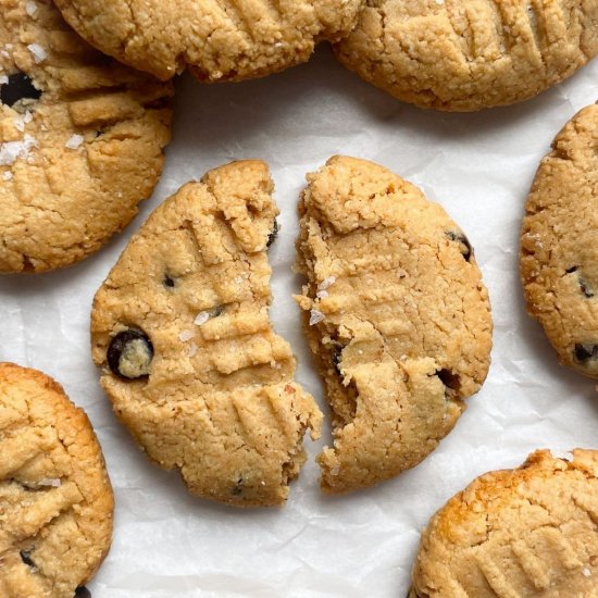 Almond Flour Peanut Butter Cookies