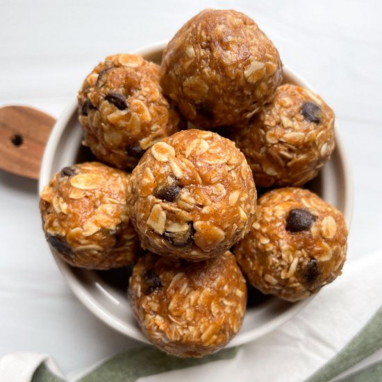 No Bake Almond Butter Energy Balls