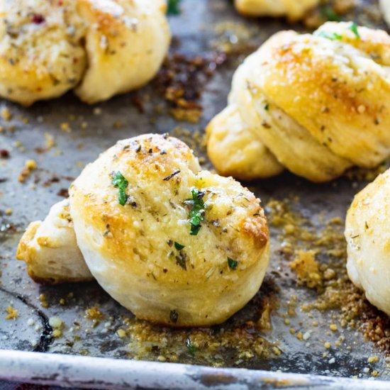 Easy Garlic Knots