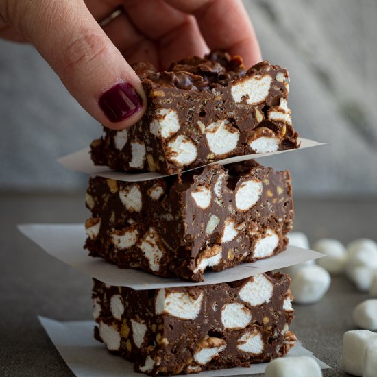 No bake rocky road bars