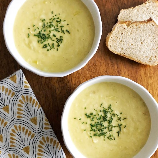 Cheesy Potato Leek Soup