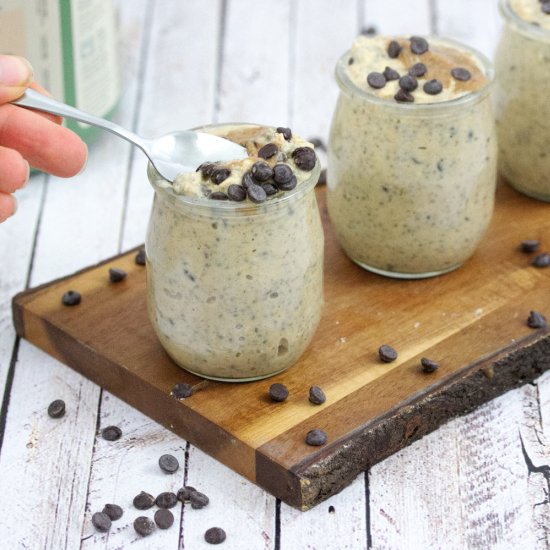 Cookie Dough Protein Overnight Oats